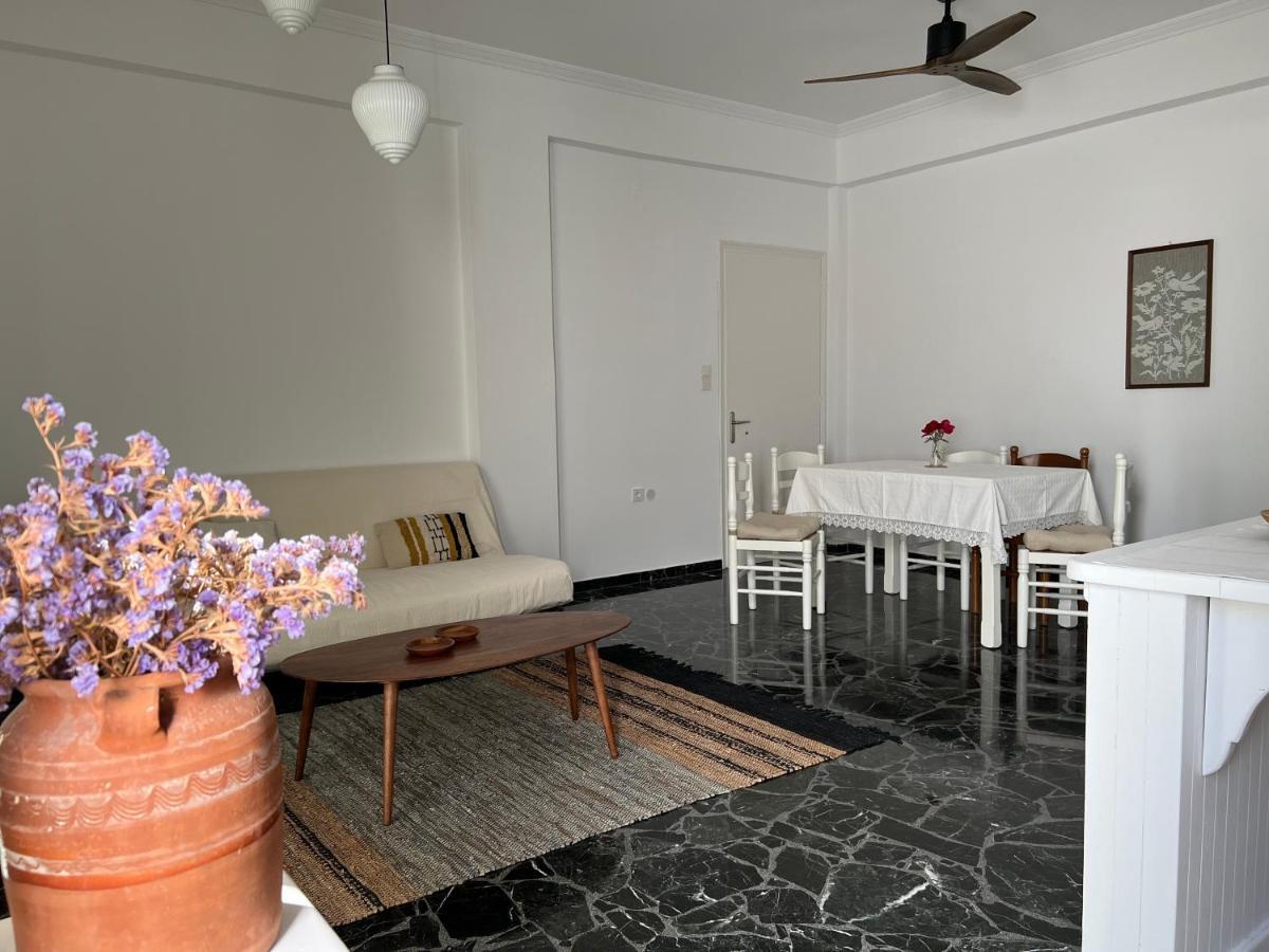 Apartment In Paros Exterior photo